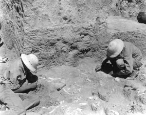Excavation at the Lindenmeier site in the 1930s.