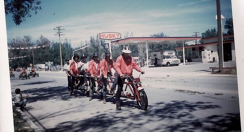 Photo of Well-O-Rama parade, 1971, provided by Colleen Babitz taken by Prue McNaney