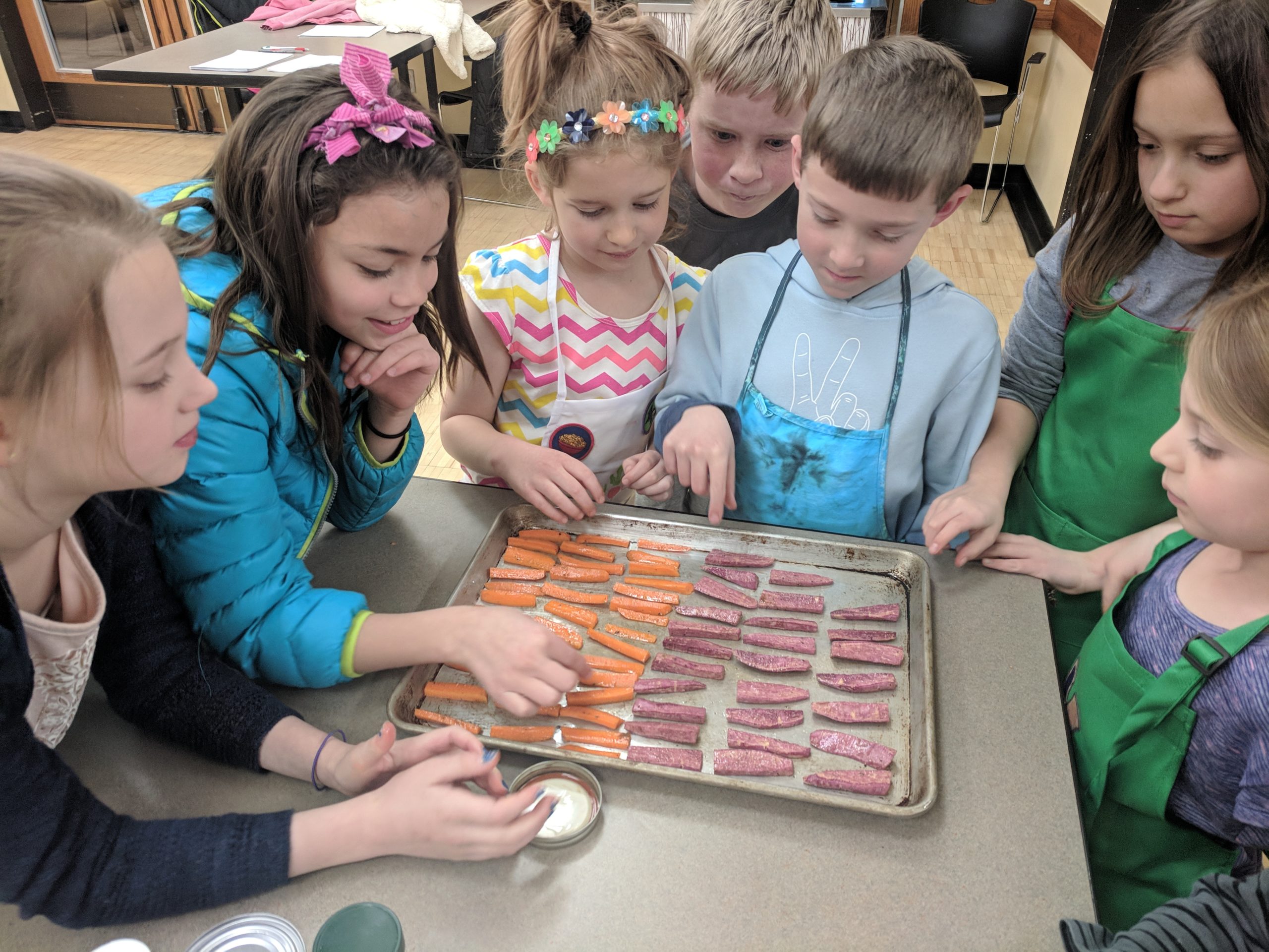 Hey Mikey, you’ll like it: Cooking a meal might help get kids to eat different foods