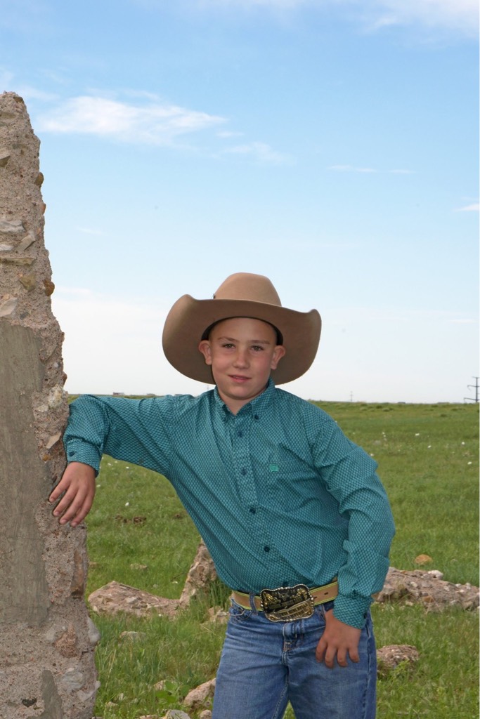 Hoss Davis will ride in the PRCA event with the flying B Invitational