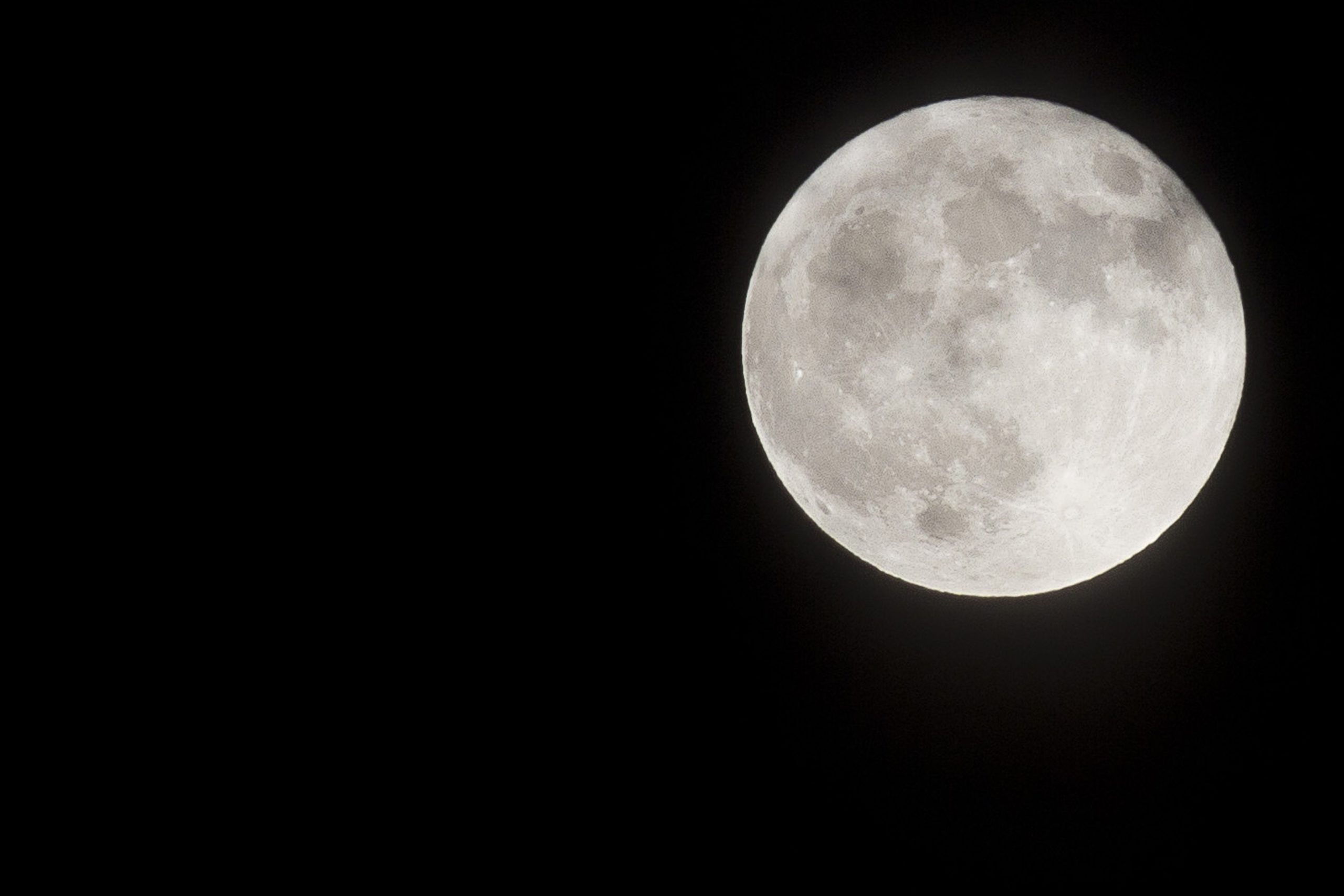 5 things to know about tonight’s ‘black moon’ from a Syracuse Physics Professor