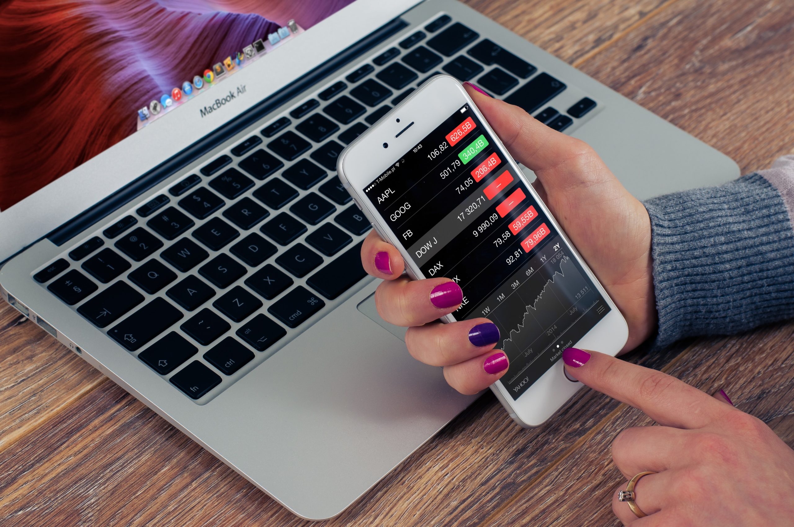 7 Important Tips on Getting Into Investment Banking