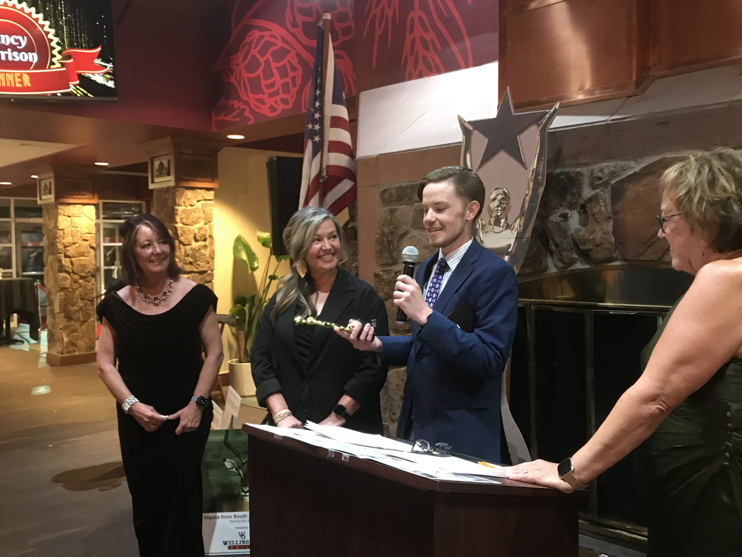Wellington Area Chamber of Commerce Hosts Successful Gala Event