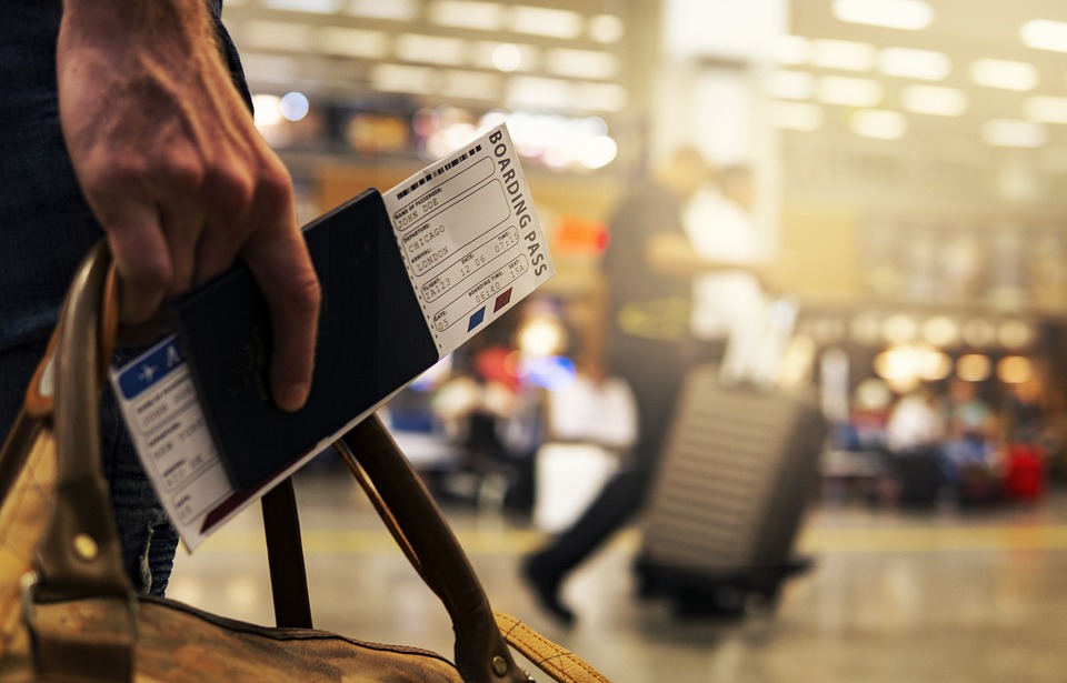 How Can Business Travel Agencies Improve Expense Tracking for Companies in Canada