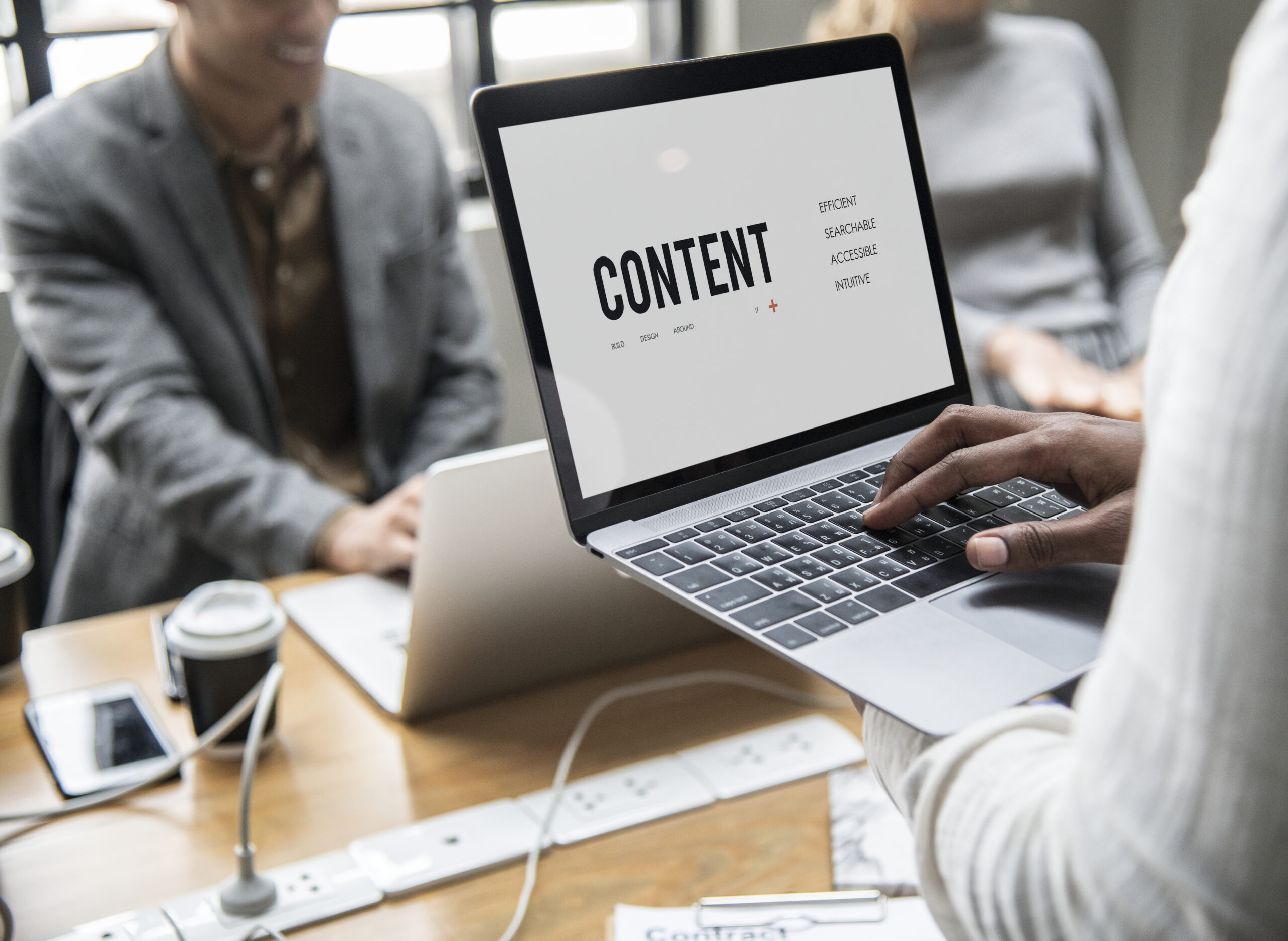 8 Pro Tips For Marketing Students to Write Engaging Content