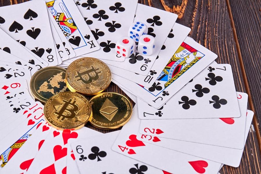 From Poker Tables to Blockchain: The Future of Online Gambling