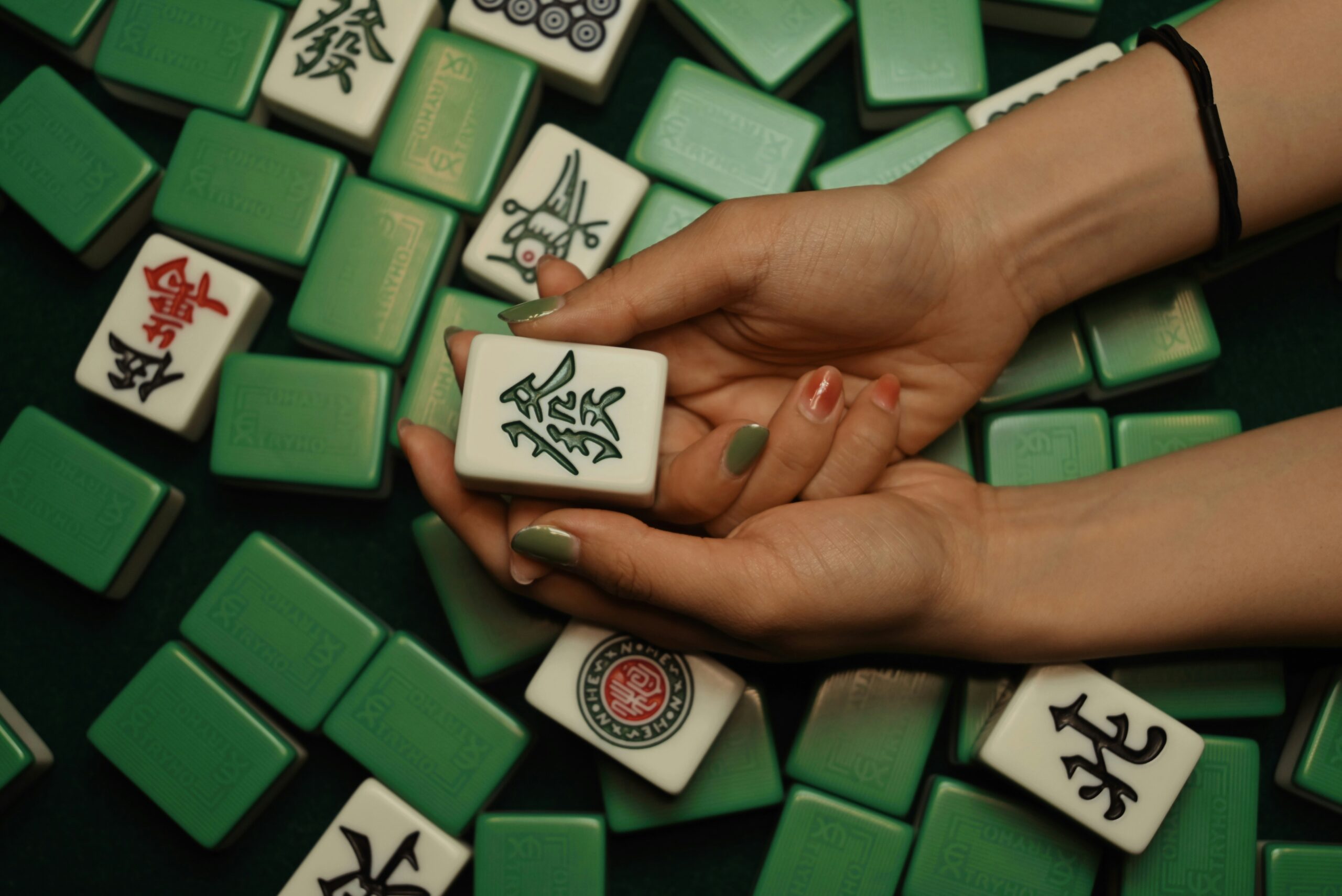 How to Make Mahjong a Community Activity