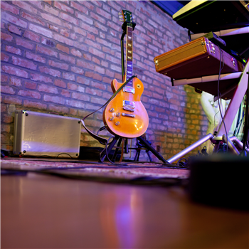 A Pint & A Performance Brings Live Music to Loveland Brewery
