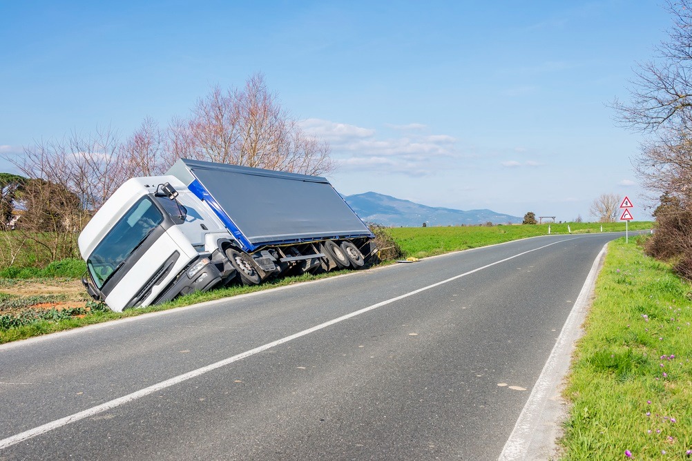 How Trucking Company Negligence Can Affect Truck Accident Injury Claims
